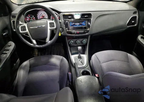 2013 Chrysler 200 Touring из США, поврежденный, VIN 1C3CCBBB0DN666223